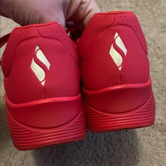 Skechers Bold Red Sneakers - Picture 4 of 4